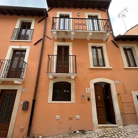 Boutique House Casa Spartaco Nyaraló LʼAquila