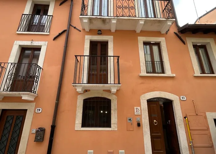 Boutique House Casa Spartaco Ferienhaus LʼAquila