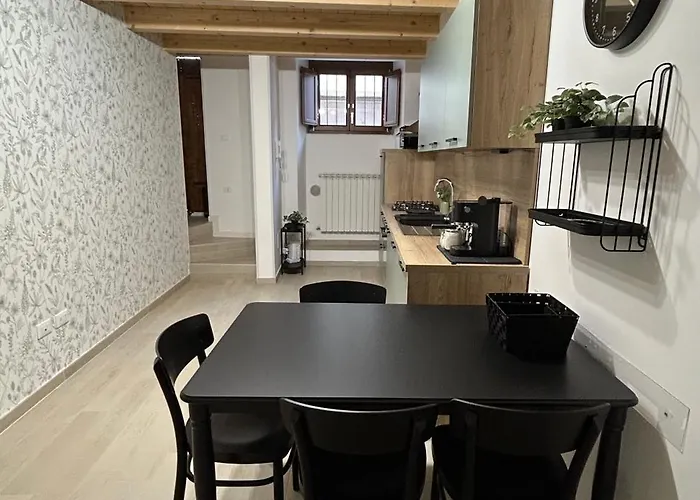 Boutique House Casa Spartaco Дом отдыха Л'Акуила